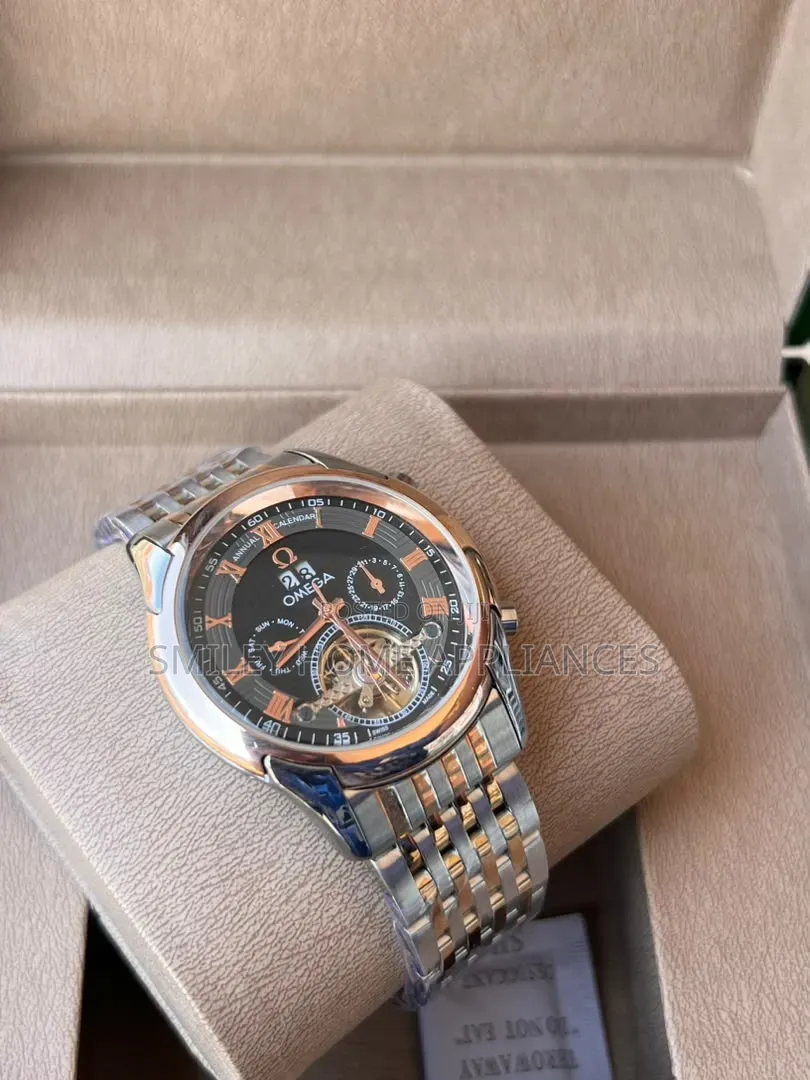 Black Face Men's Authentic Omega Wrist Silver Trapped Time Piece