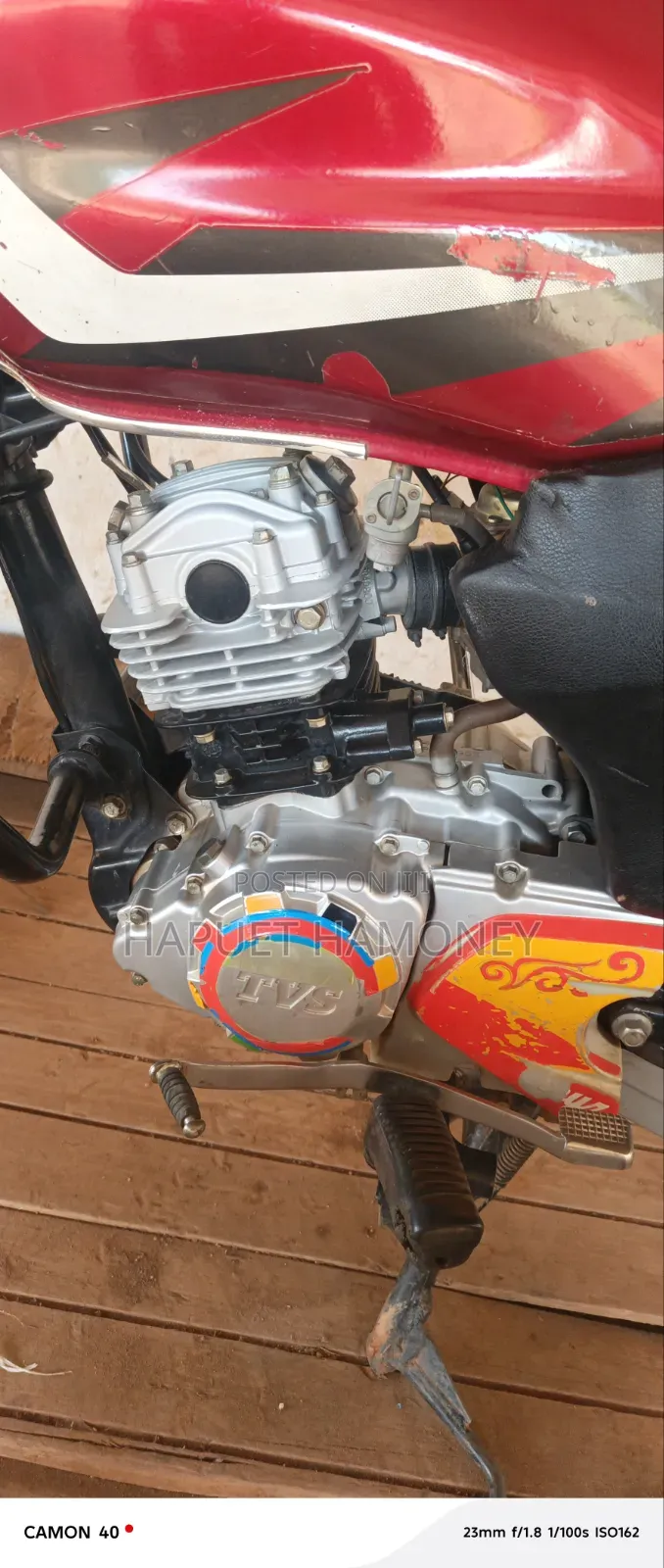 TVS HLX 125 2020 Red