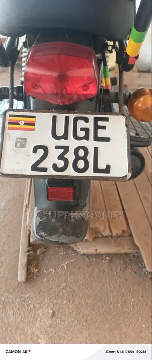 TVS HLX 125 2020 Red
