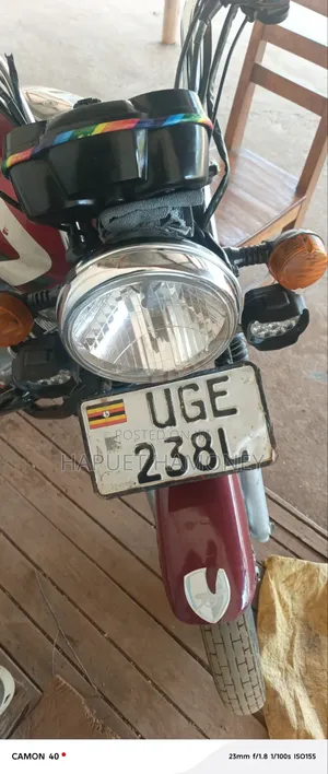 TVS HLX 125 2020 Red