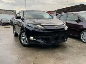 Toyota Harrier 2017 Black