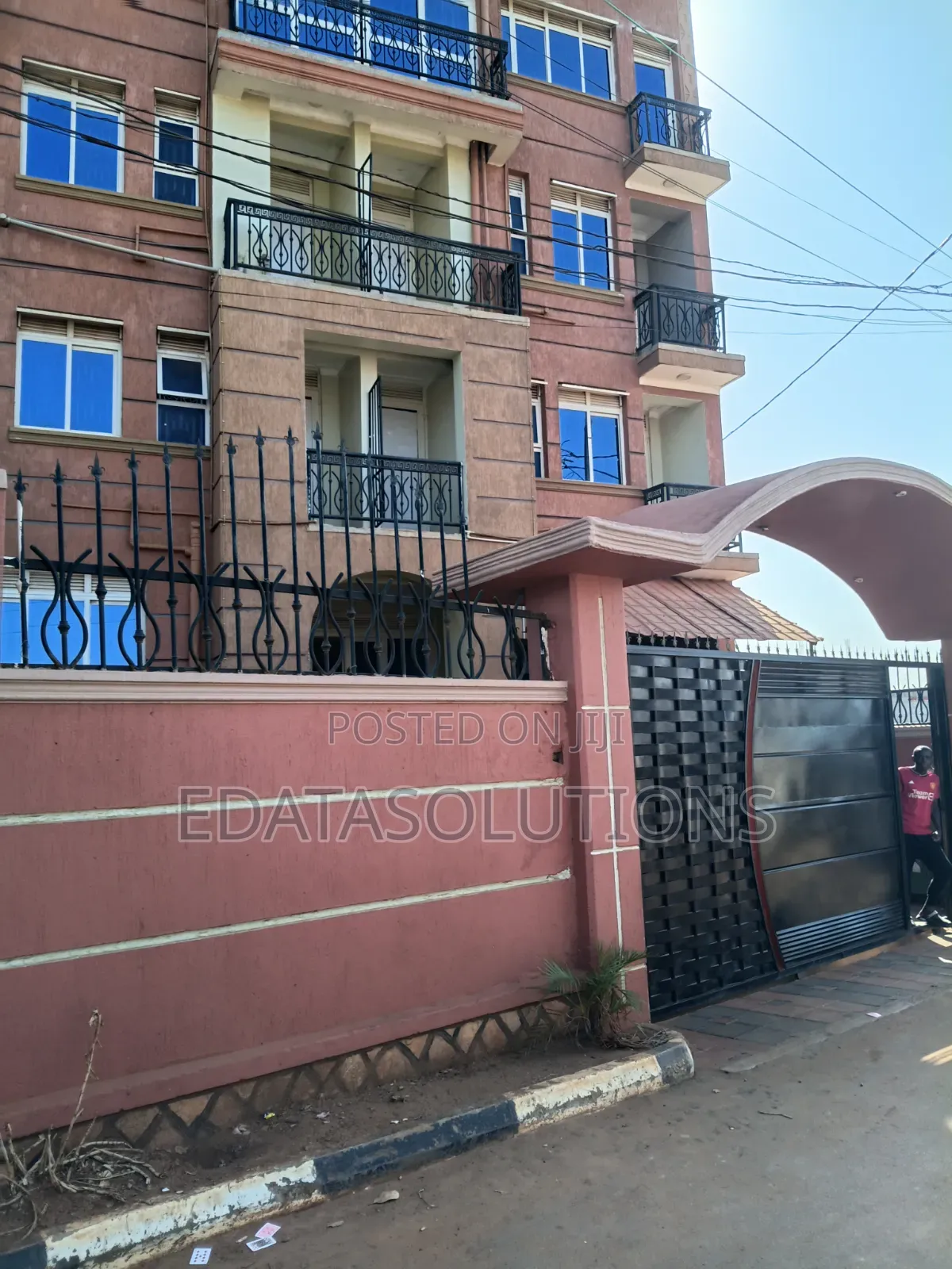 20bdrm Shared Apartment in Makindye for rent