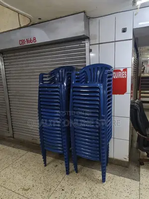 Plastic Chairs Plastic Chairs