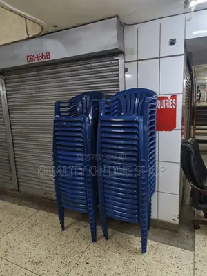 Plastic Chairs Plastic Chairs
