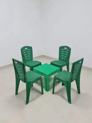 Bar/Restaurants Plastic Table and Chairs Plastic Table and Chairs