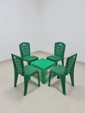 Bar/Restaurants Plastic Table and Chairs Plastic Table and Chairs