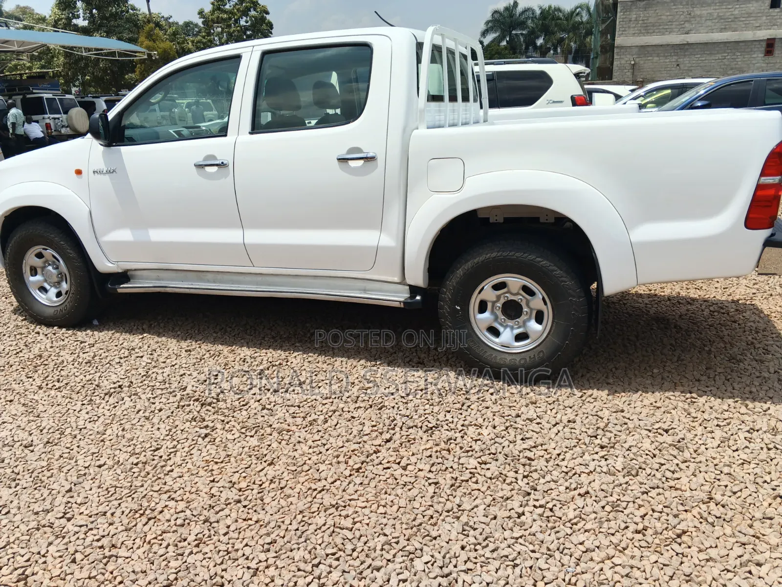 Toyota Hilux 2016 White