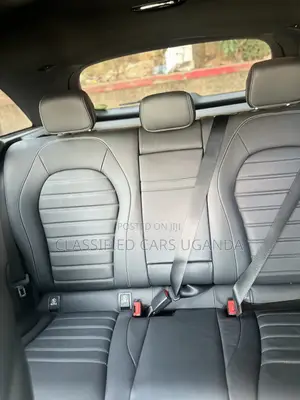 Mercedes-Benz GLC-Class GLC250 Sport Utility 4-Door (2.0L, 4cyl Turbo) Gray
