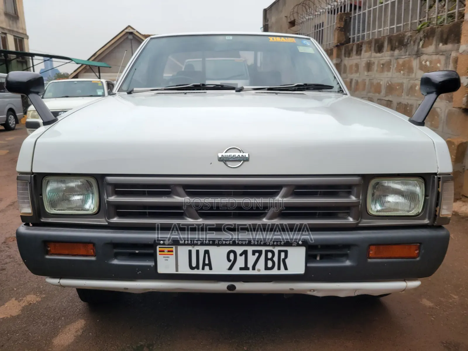 Nissan Dorus