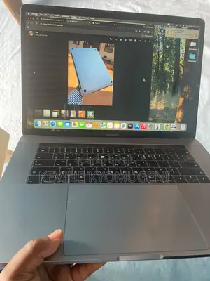 Laptop Apple MacBook Pro 16GB Intel Core i7 SSD 500GB
