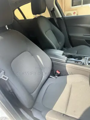 Jaguar F-Pace 20d Premium 2017 White