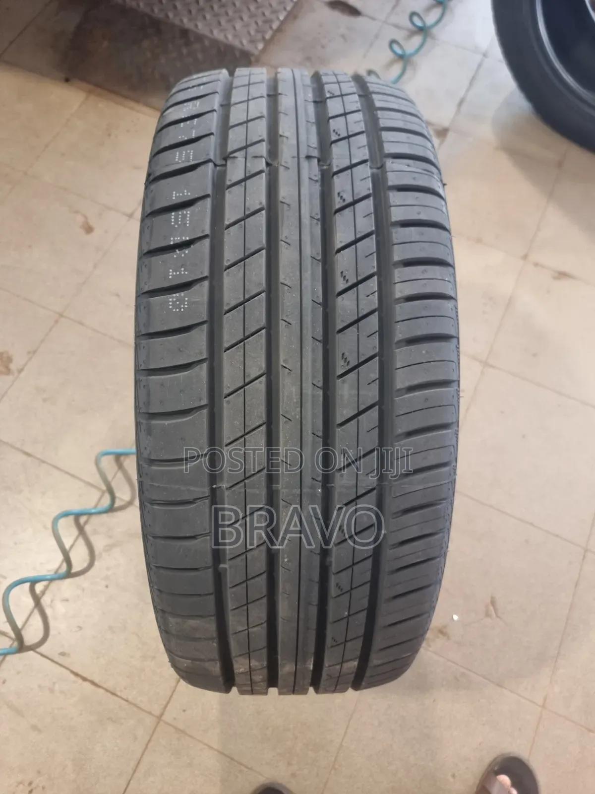 275/45r21 Road Index 110Y Xl