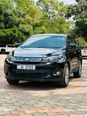 Toyota Harrier 2.0 2015 Black