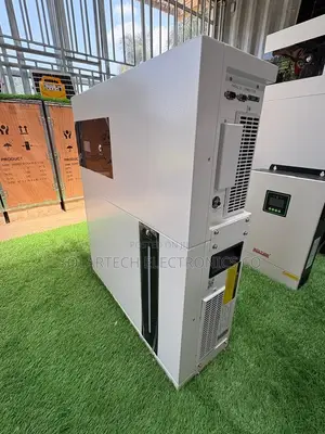 5.6KW Solar Hybrid Inverter + 5.12KWH Battery All in One System