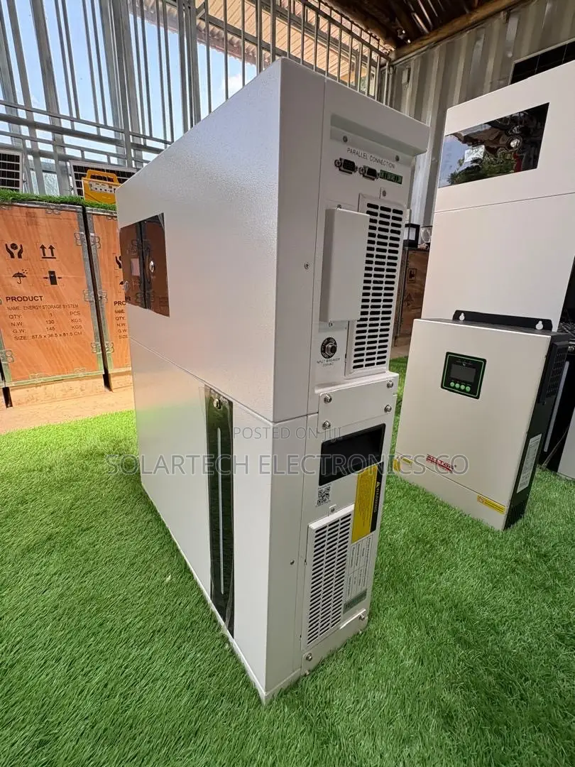 5600W 5.6KW All in One Hybrid Solar System 51.2V 100Ah