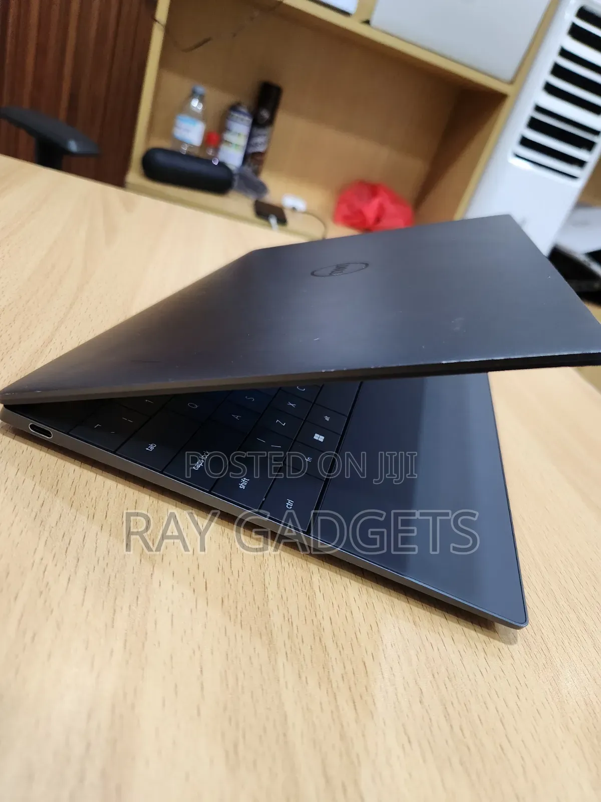 New Laptop Dell XPS 13 9320 32GB Intel Core i7 SSD 512GB