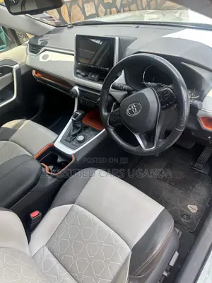 Toyota RAV4 Adventure 2019