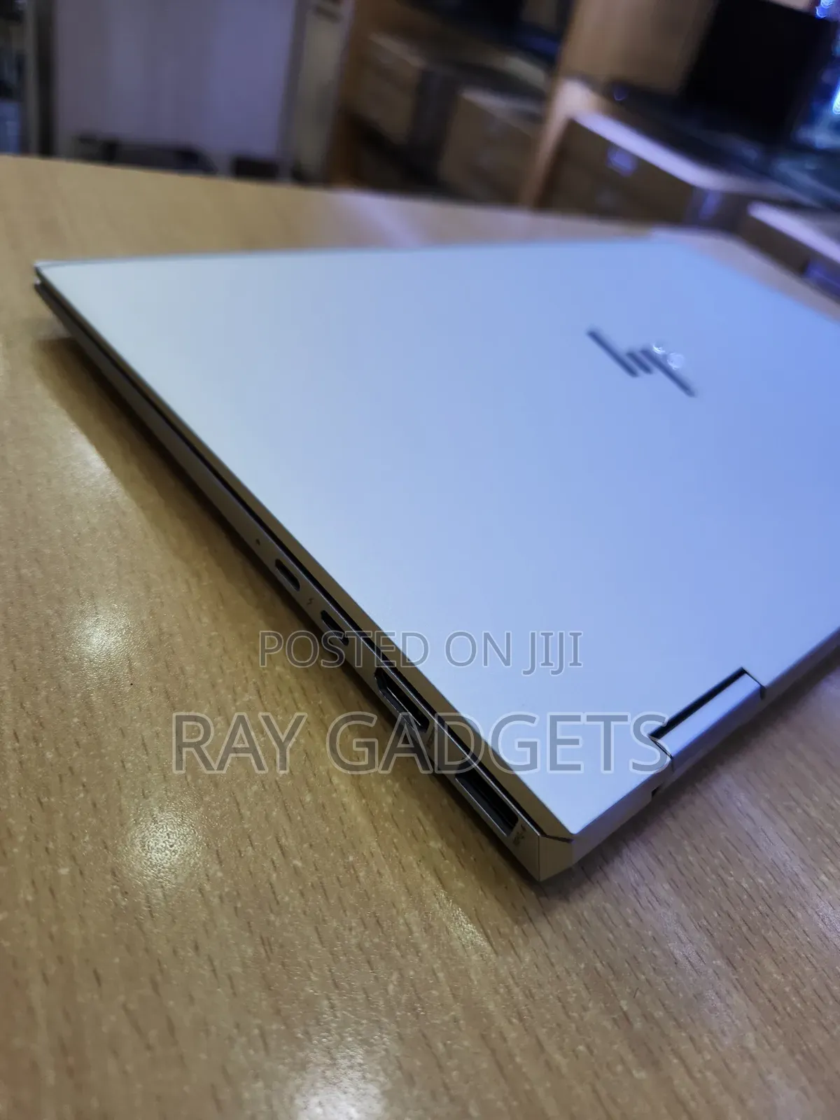 New Laptop HP EliteBook 1040 G8 16GB Intel Core i7 SSD 512GB