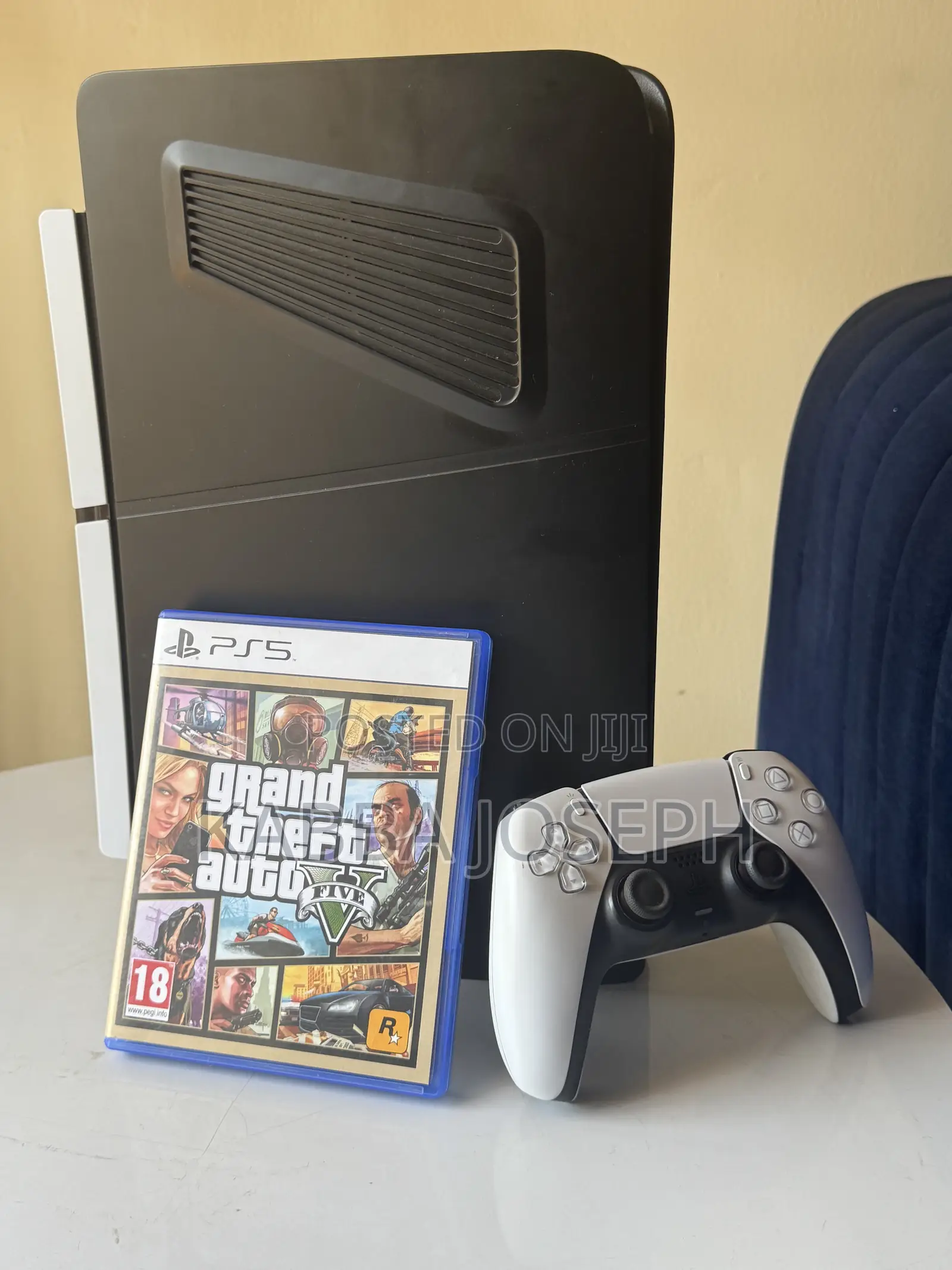 PS5 Slim With Disc Drive