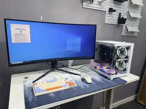 34” Curved Monitor Setup With Desktop