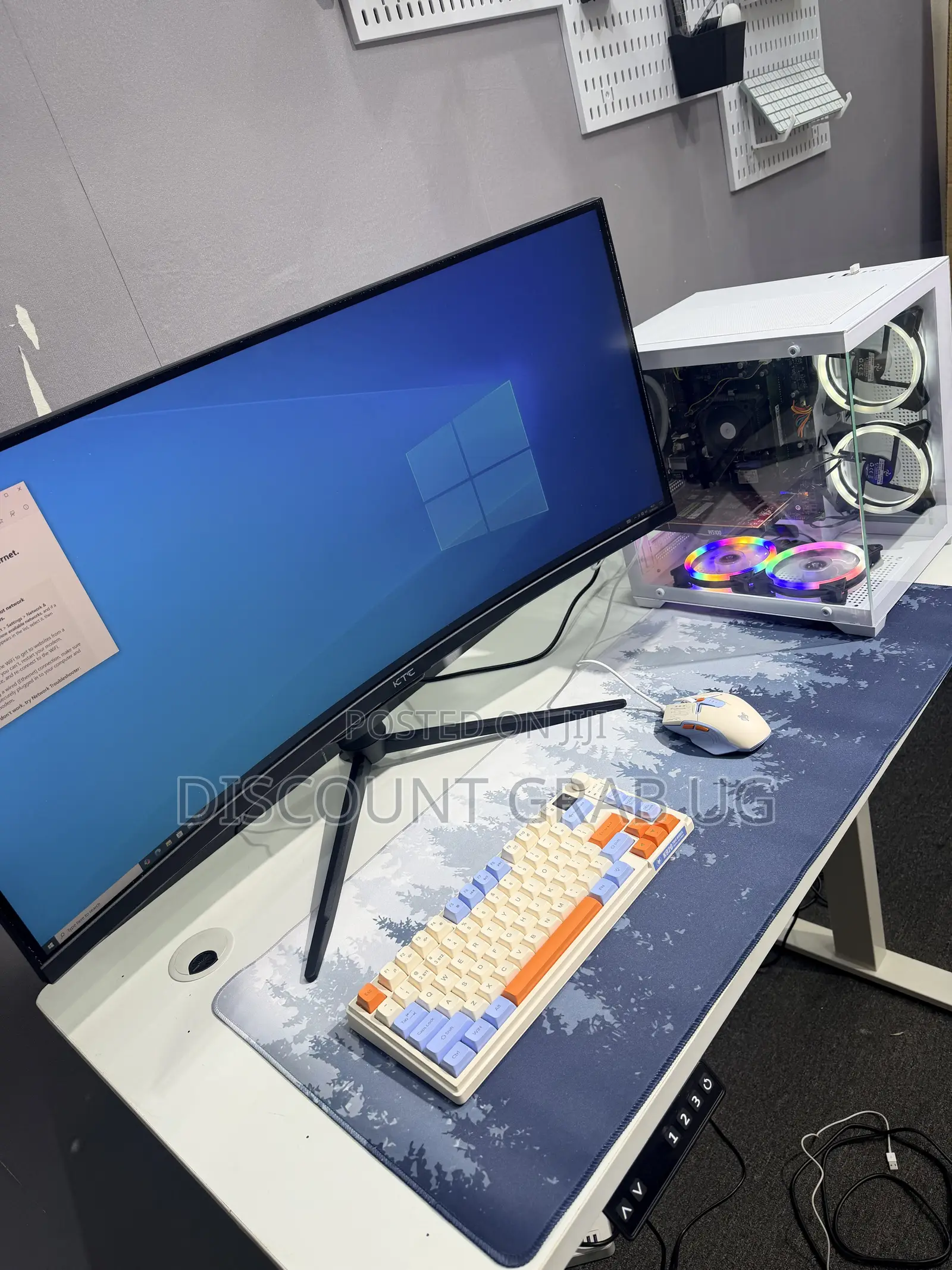 34” Curved Monitor Setup With Desktop