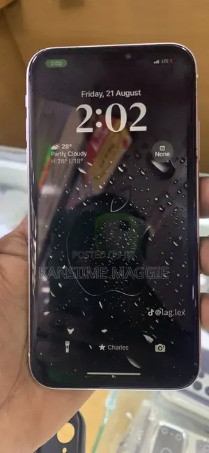 Apple iPhone XR 64 GB White