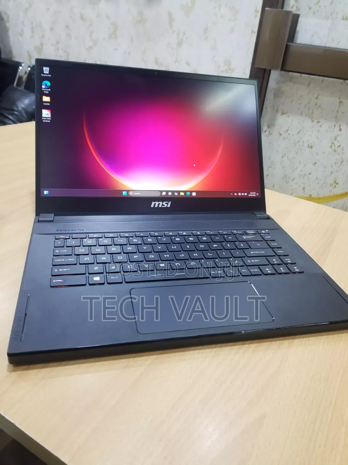 New Laptop MSI GS75 Stealth 32GB Intel Core i7 SSD 1T