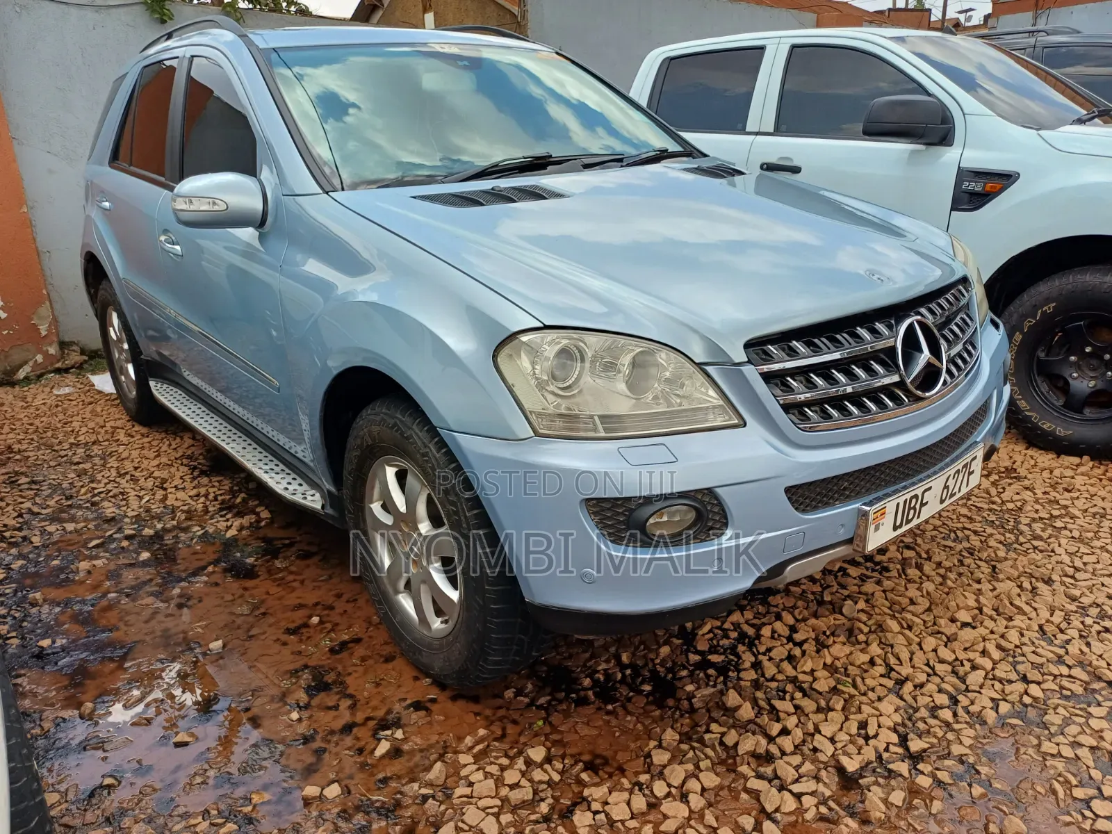 Mercedes-Benz M Class 2010 Blue