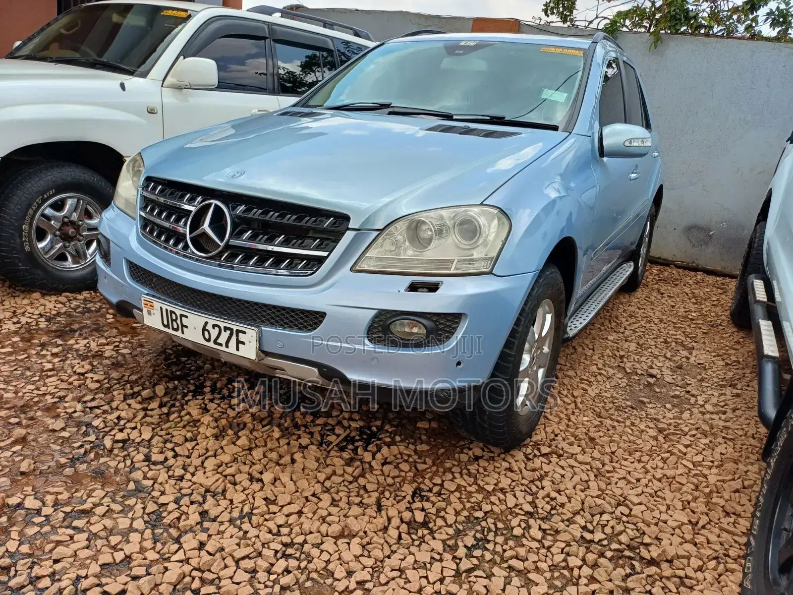 Mercedes-Benz M Class 2010 Blue