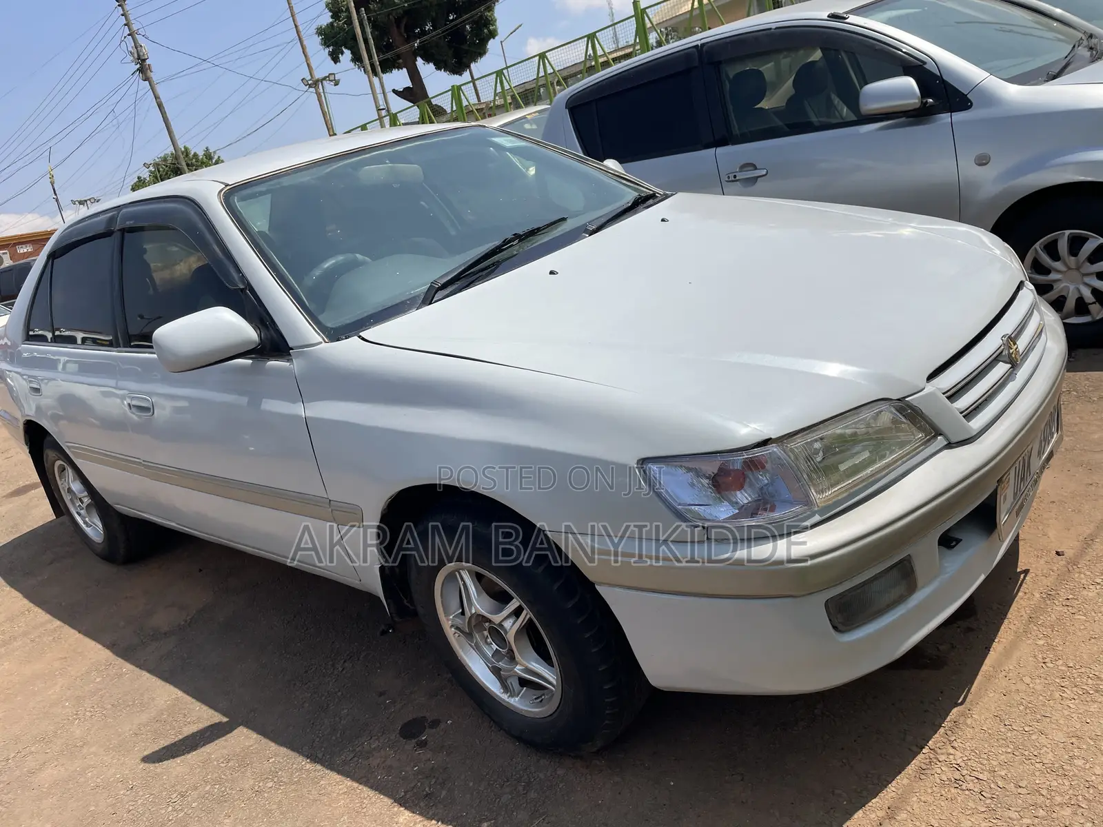 Toyota Corona Premio 2000 White