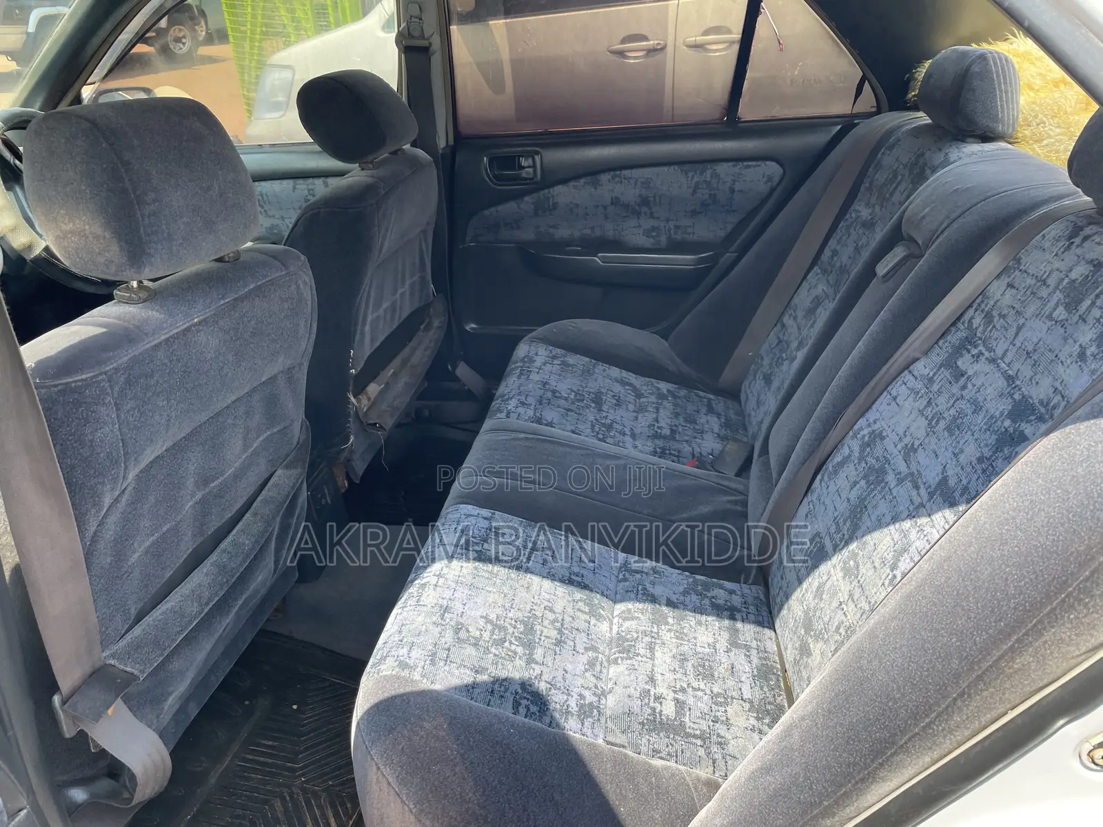 Toyota Corona Premio 2000 White