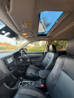 Mitsubishi Outlander SE 4dr SUV AWD (2.4L 4cyl CVT) 2015 Blue