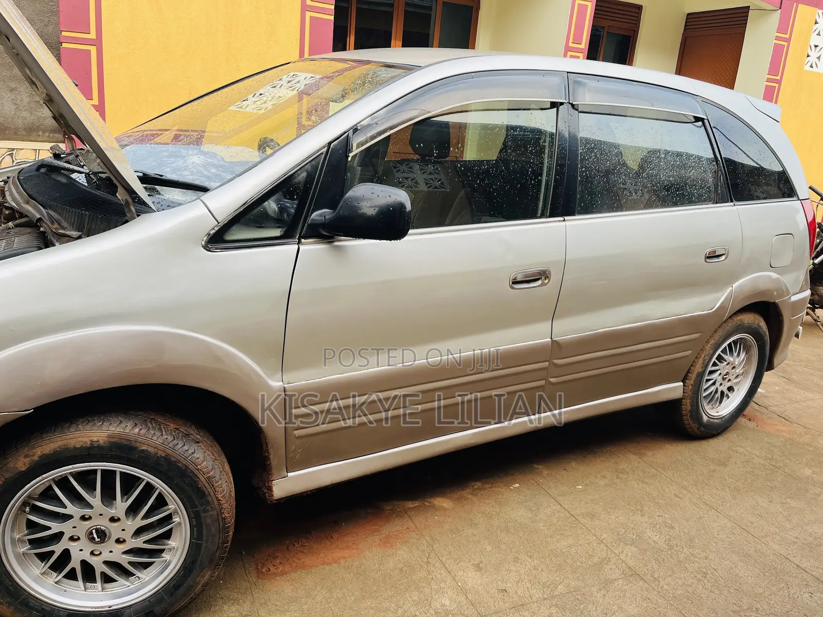 Toyota Nadia 2000 Silver