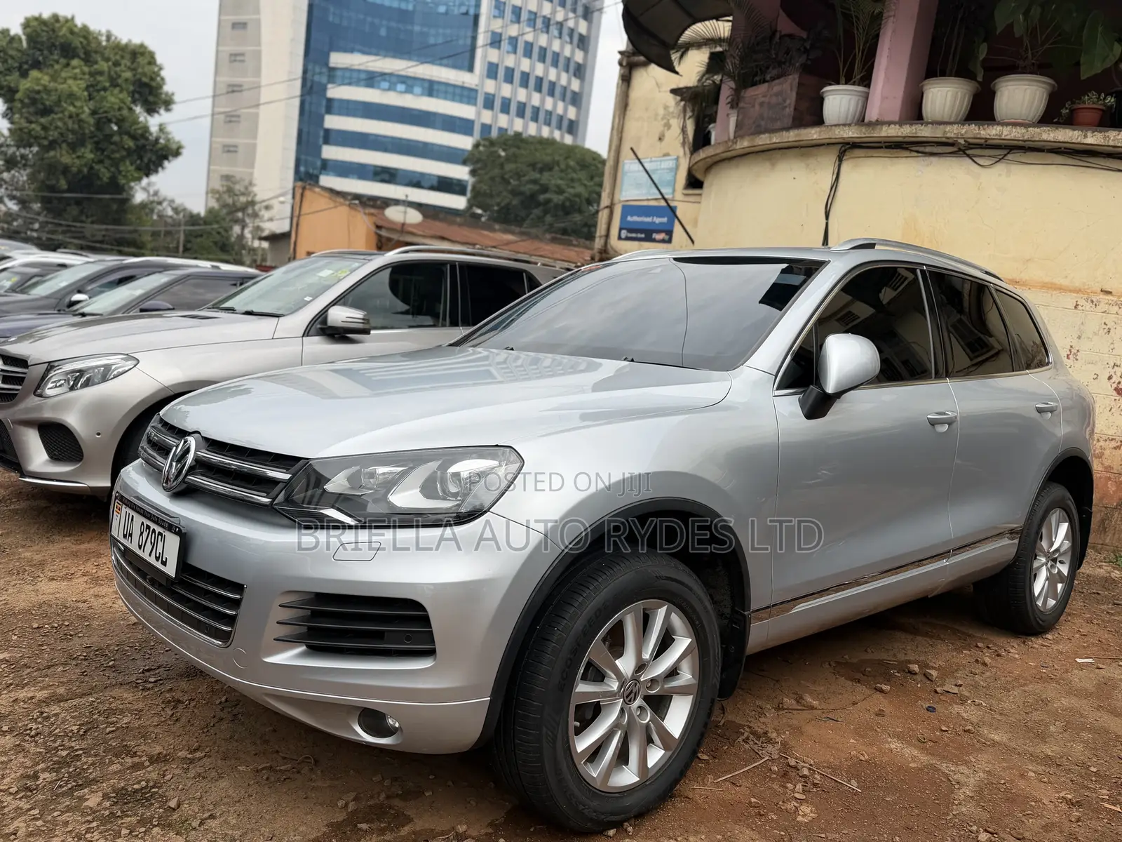 Volkswagen Touareg 2014 Gray