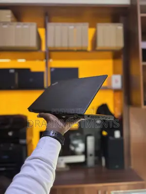 Laptop Lenovo ThinkPad X270 8GB Intel Core i5 SSD 128GB