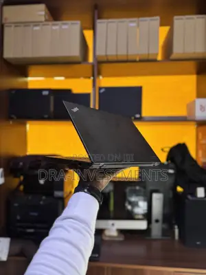 Laptop Lenovo ThinkPad X270 8GB Intel Core i7 SSD 256GB