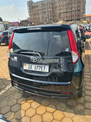 Toyota Passo Sette 2011 Black