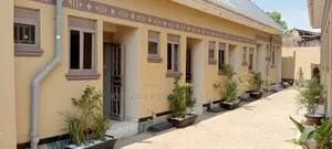 10bdrm Room & Parlour in Kasubi Estates, Kawempe for sale
