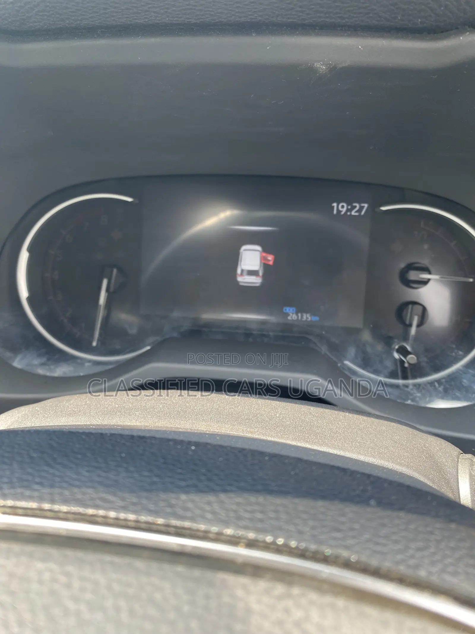 Toyota RAV4 LE AWD 2019