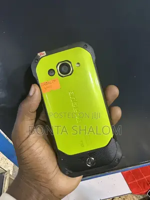 Kyocera Torque G03 KYV41 32 GB Green