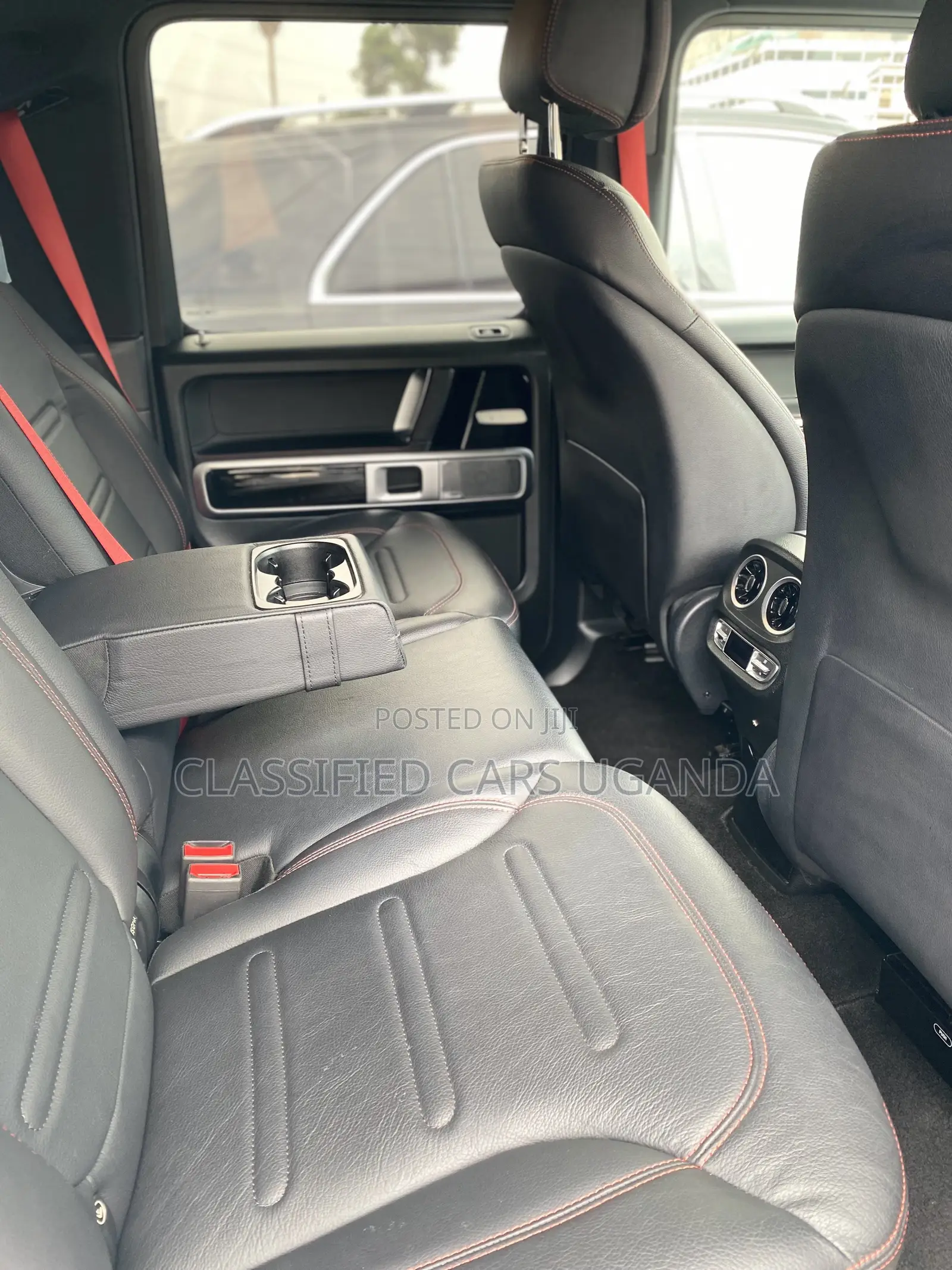 Mercedes-Benz G-Class G 350 d 2023 White