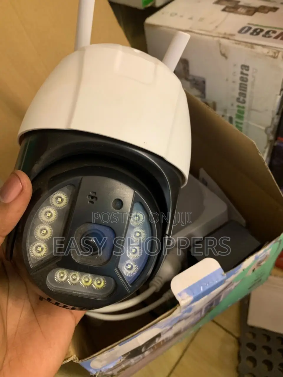 Outdoor 4G LTE Solar Security Camera SIM Card Camera