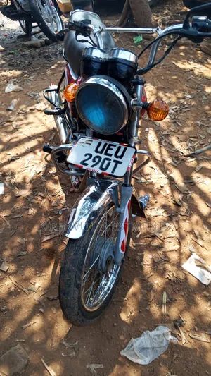 Bajaj Boxer 100 2017 Red