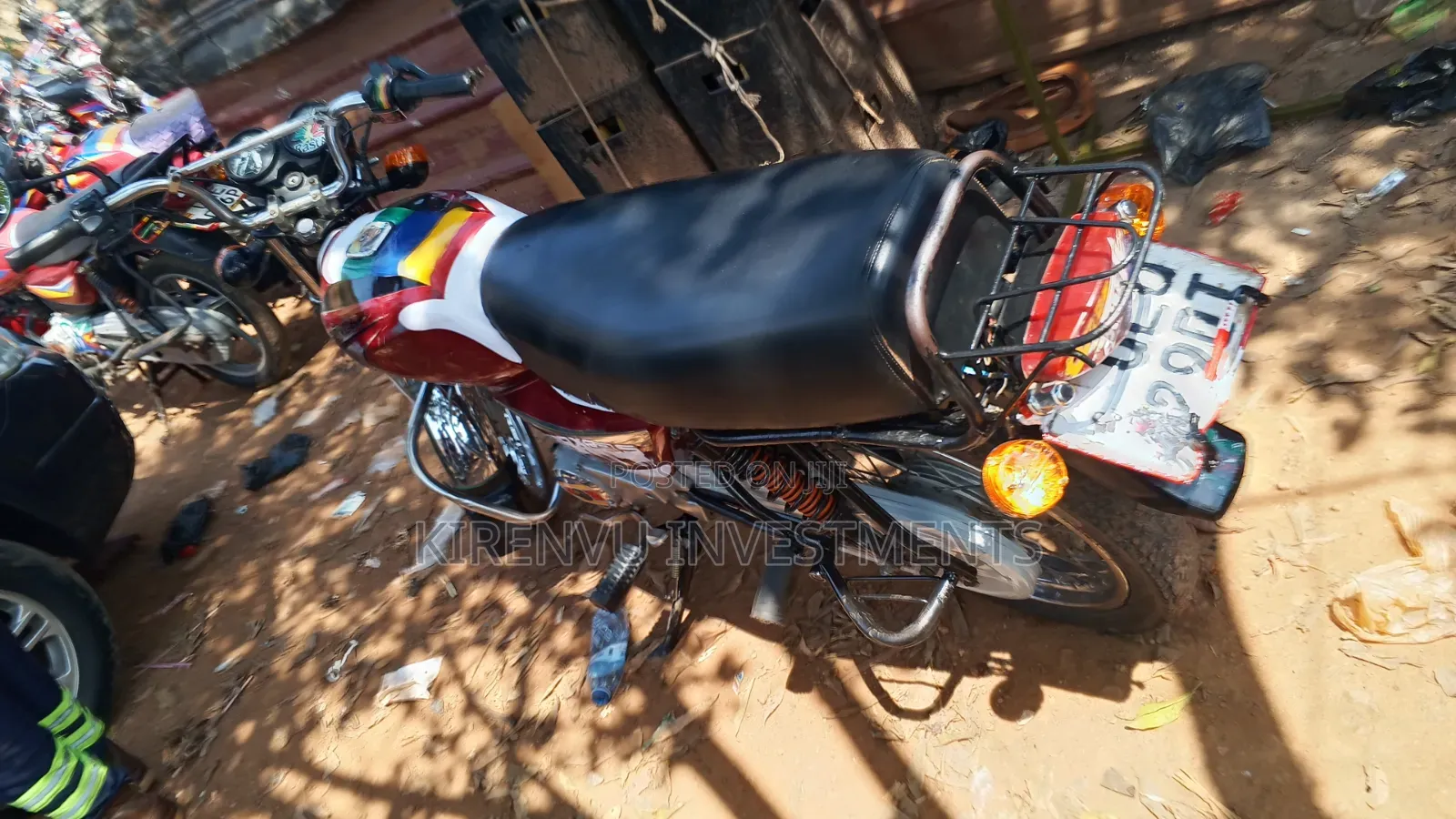 Bajaj Boxer 100 2017 Red