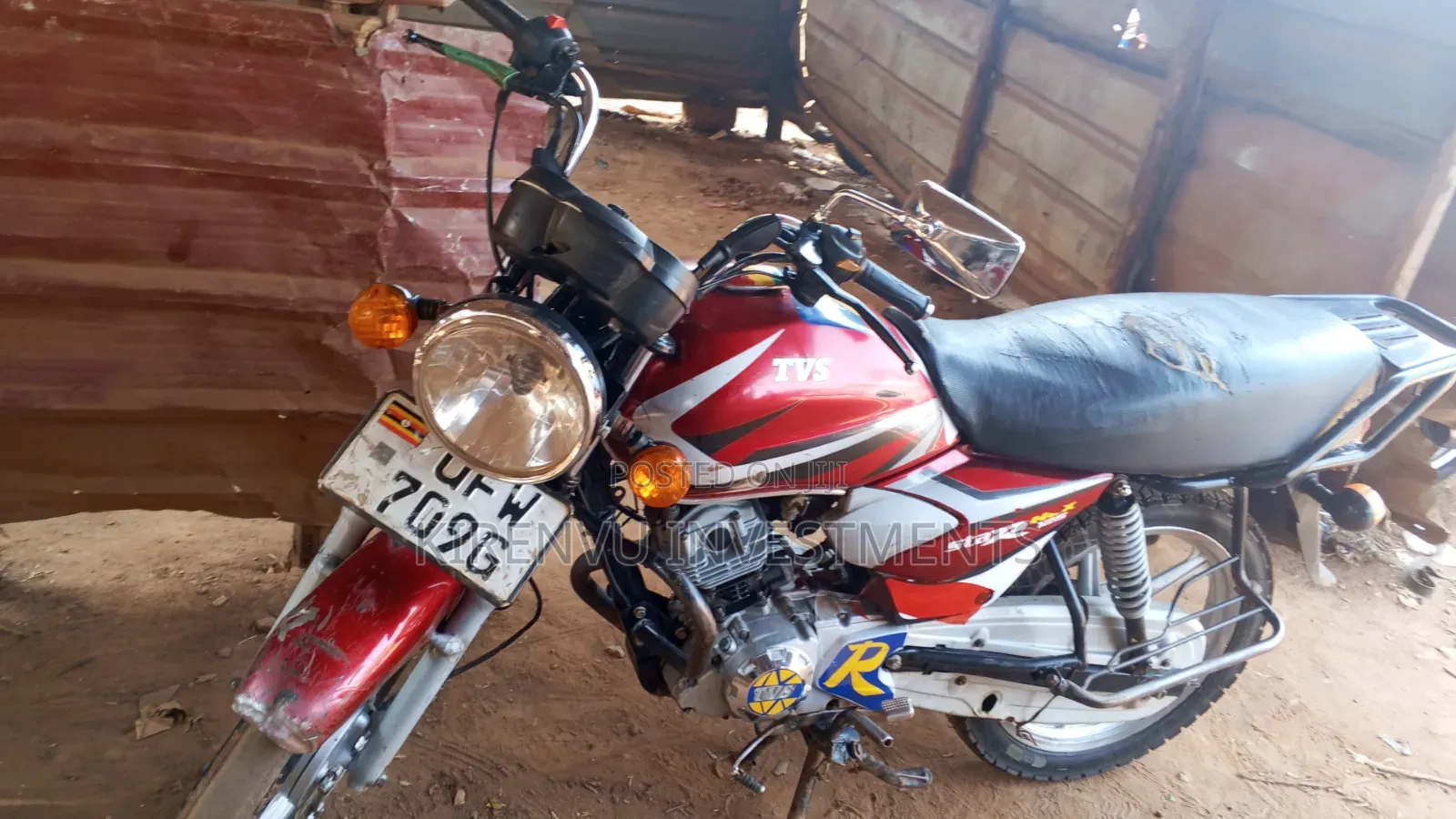TVS HLX 125 2021 Red