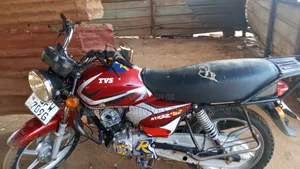 TVS HLX 125 2021 Red