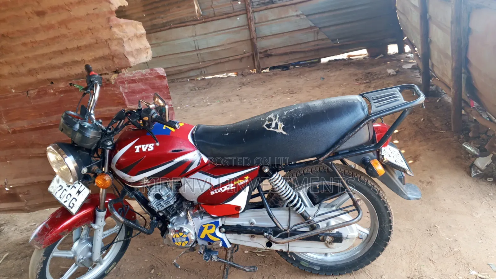 TVS HLX 125 2021 Red