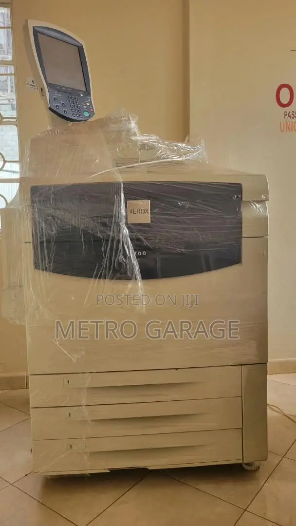 Xerox 700 Digital Color Press Printer