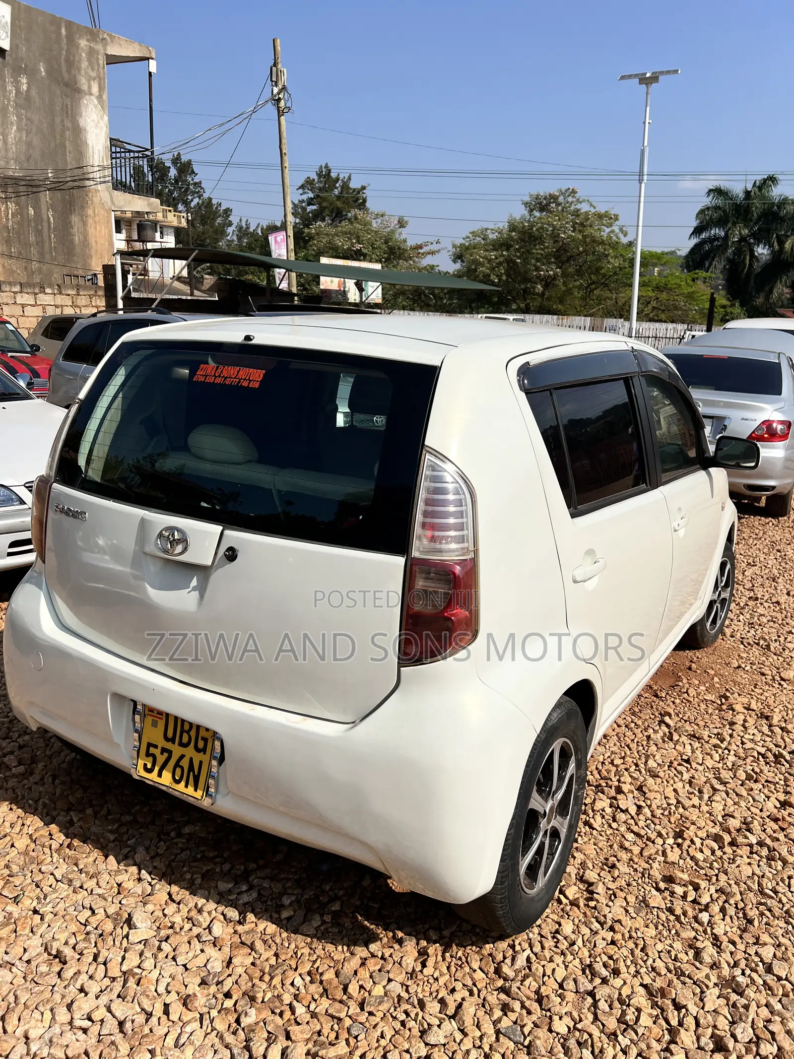 Toyota Passo 1.0 AWD 2012 White