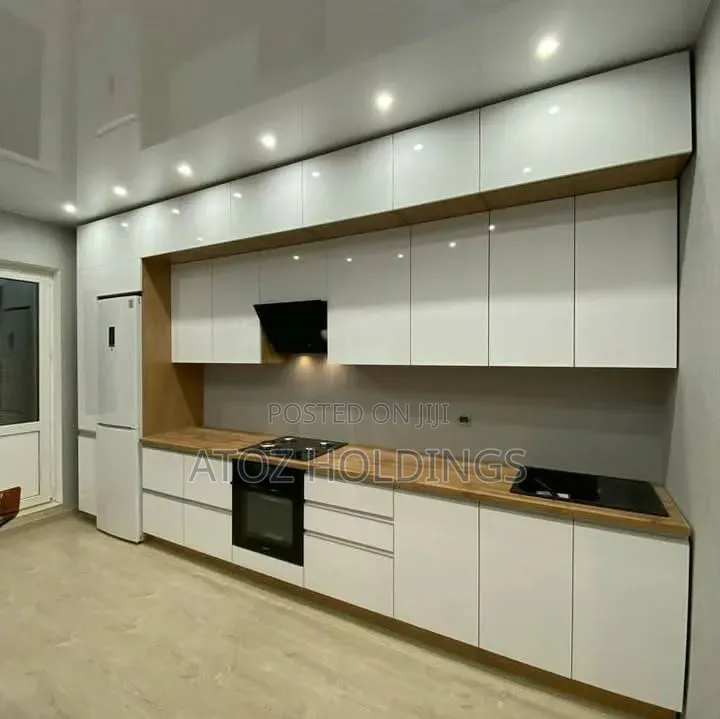 Kitchens/Sanantiono Kitchen Cabinets 1,135,000/- Per Running Meter